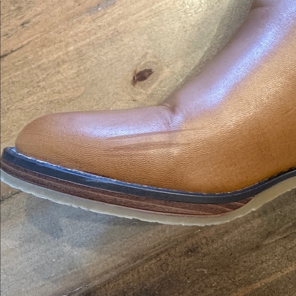 Sonoma Brown Ankle Booties - Picture 12 of 12